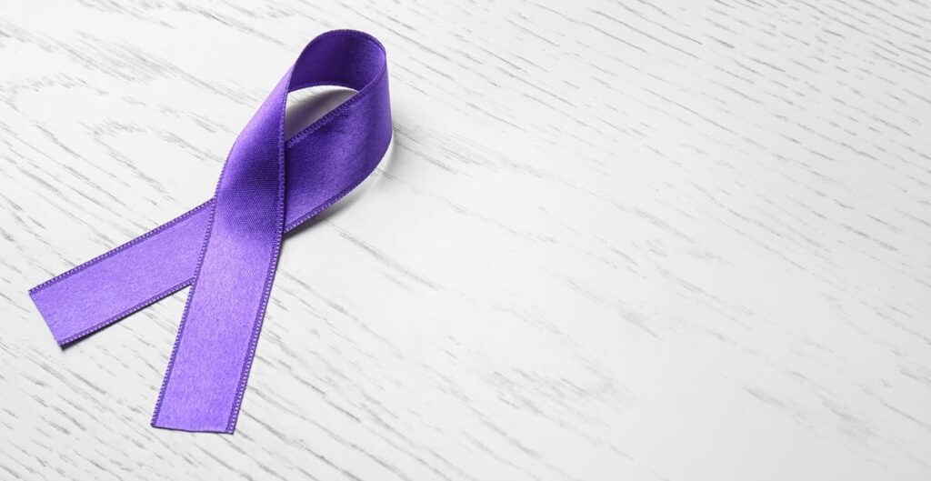 Fevereiro Roxo: conscientização sobre Alzheimer em idosos