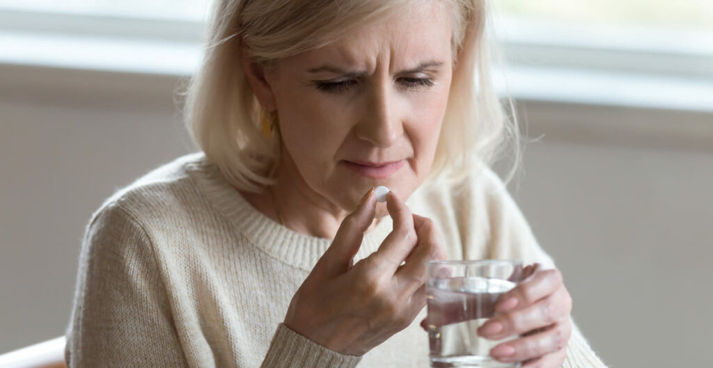 Medicamentos que aumentam o risco de demência nos idosos