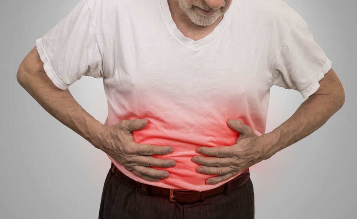 Constipação intestinal em idosos: o que é e como tratar?
